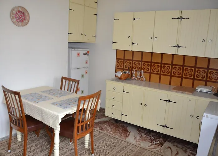 Daizy\'S Apartment